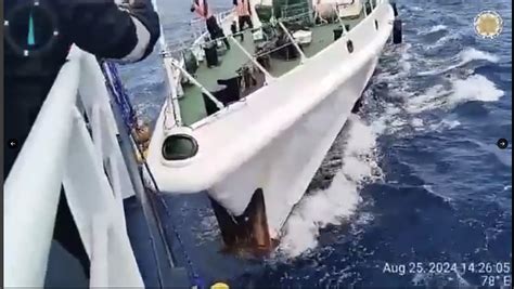 philtracking|Chinese Cutters Ram Philippine Vessel in the South China Sea.
